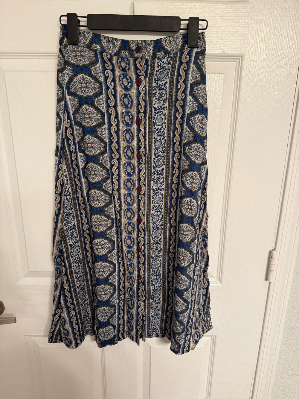 Liberty Fashions Blue and Cream Patterned Maxi Skirt with Button-Front Size 8